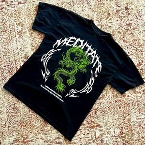 Men’s Oversized Graphic Tee - Medium